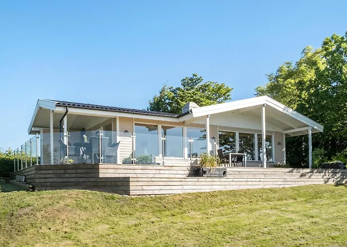 Fyrrehuset بيت للعطل *